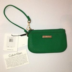 NWT Calvin Klein Green Leather Wristlet
